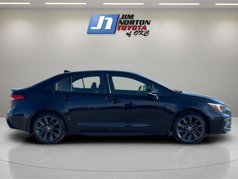 Used 2024 Toyota Corolla SE image 4