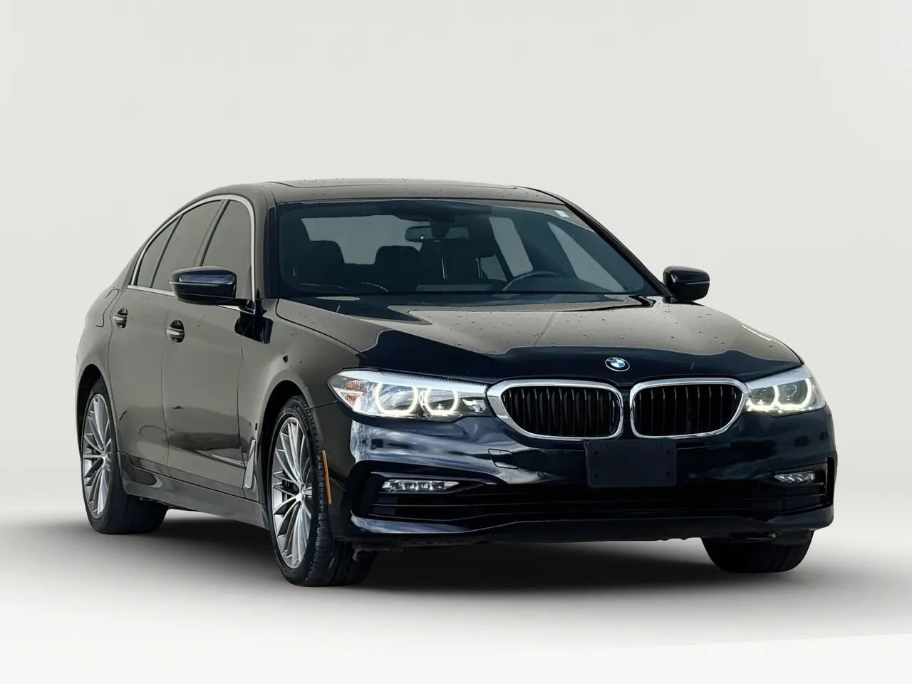 Used 2018 BMW 530e RWD image 2