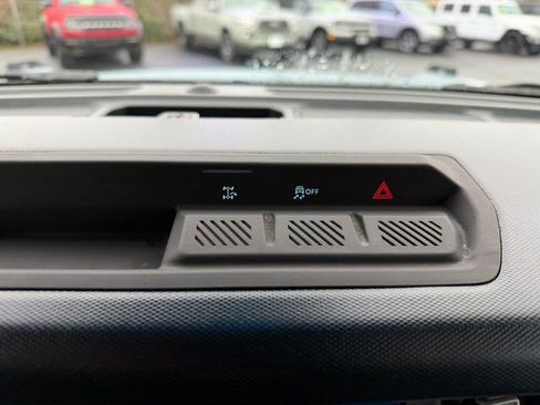 Certified 2022 Ford Bronco Outer Banks image 27