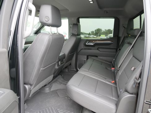 Certified 2024 Chevrolet Silverado 1500 LT Trail Boss w/ Convenience Package II image 15