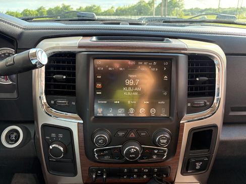 Used 2015 RAM 2500 Laramie AWD/4WD image 13
