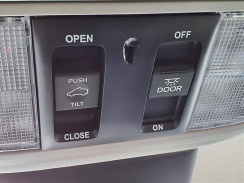 New 2026 Honda Odyssey Touring image 22