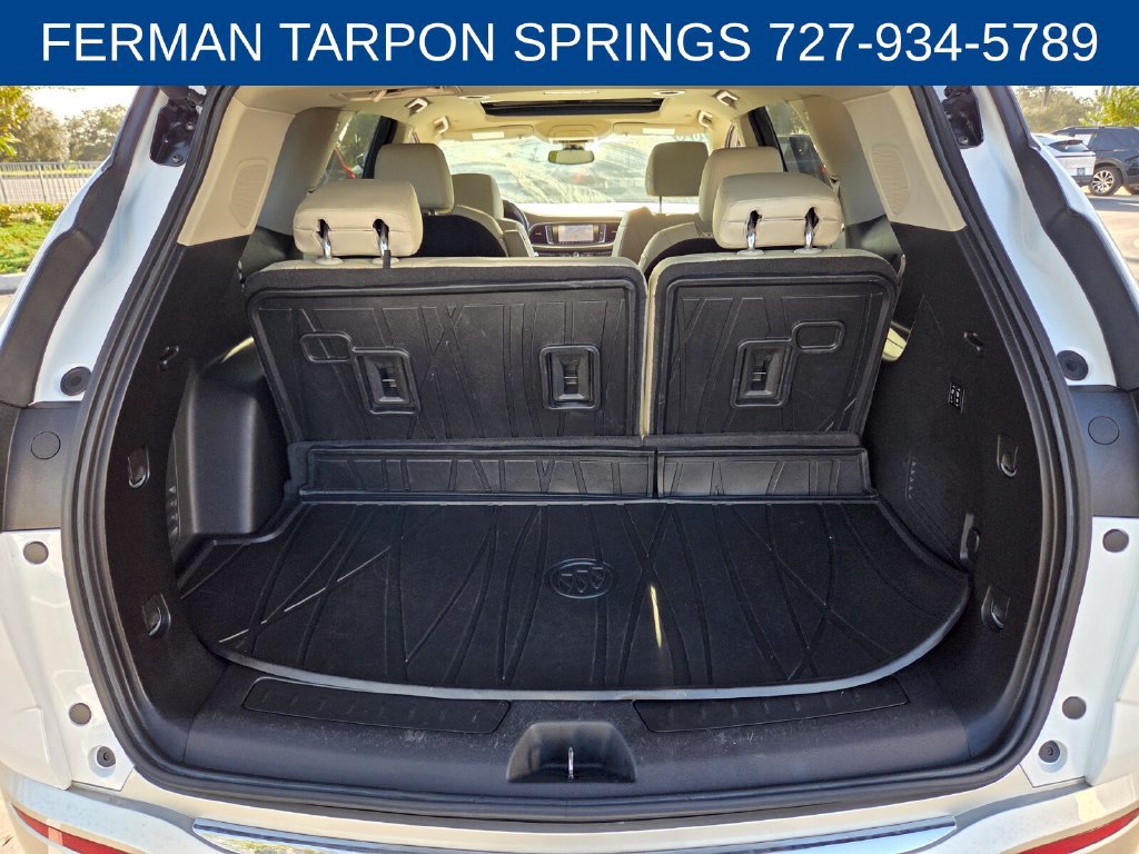 Used 2020 Buick Enclave Premium w/ Sun and Sites Package FWD image 15