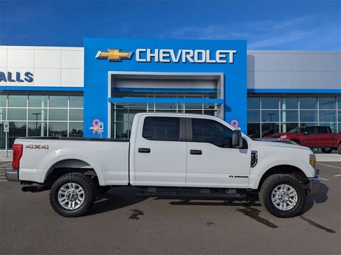 Used 2019 Ford F250 XL w/ STX Appearance Package image 34
