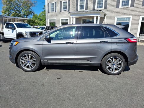 Used 2022 Ford Edge Titanium AWD/4WD image 8
