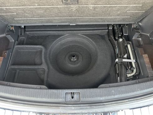 Used 2022 Volkswagen Atlas SE image 40