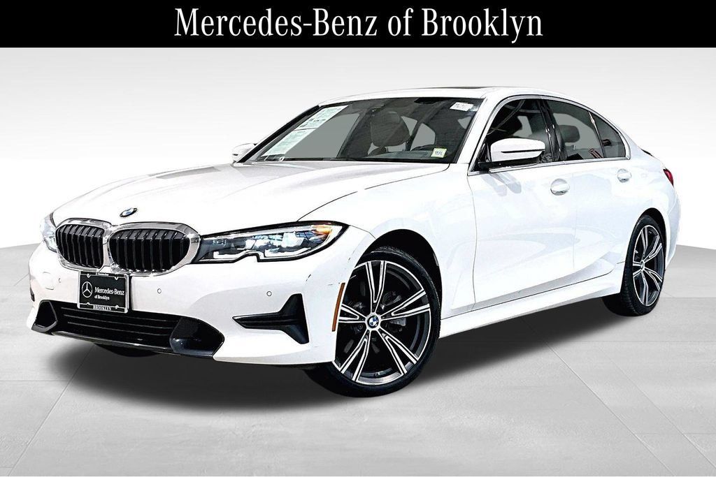 Used 2021 BMW 330i xDrive Sedan w/ Convenience Package AWD/4WD image 2