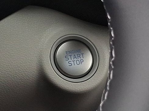 New 2026 Hyundai Venue SEL image 16