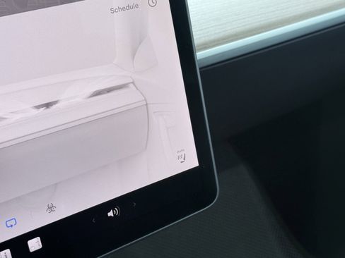 Used 2022 Tesla Model Y Performance image 65