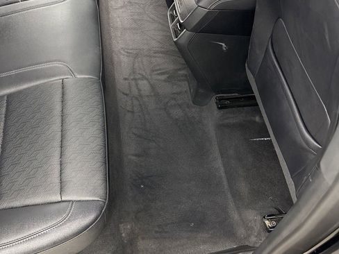 Used 2025 Chevrolet Equinox LT w/ Convenience Package II image 29