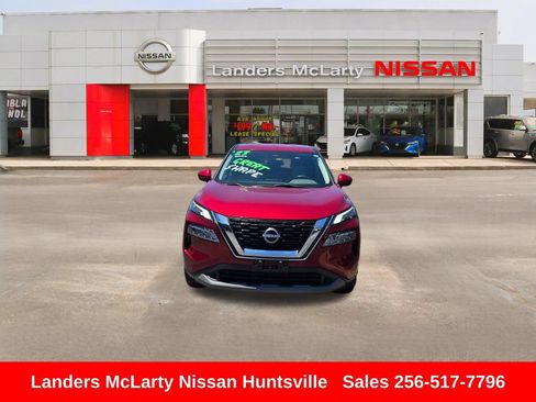 Used 2023 Nissan Rogue SV FWD image 11