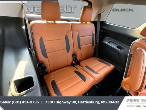 Used 2020 GMC Acadia AT4 w/ Driver Alert Package II AWD/4WD image 21
