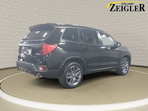 Used 2023 Honda Passport EX-L image 5