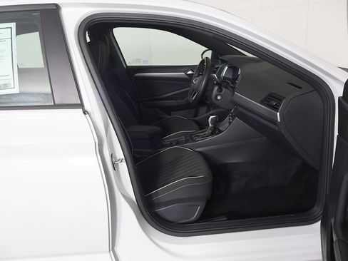 Used 2024 Volkswagen Jetta Sport image 26