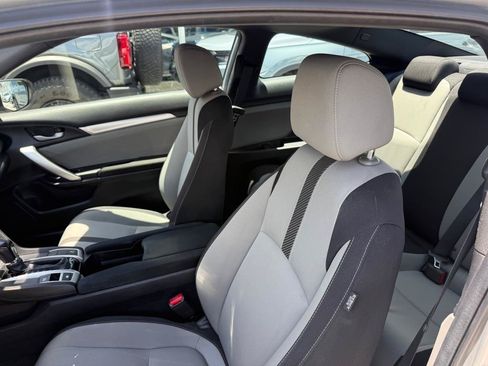 Used 2018 Honda Civic EX-T image 12