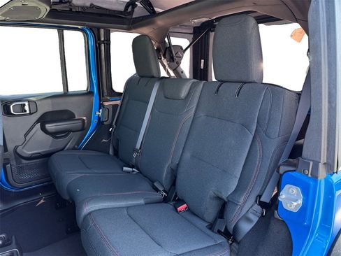 New 2025 Jeep Wrangler Unlimited Rubicon w/ Technology Group image 13
