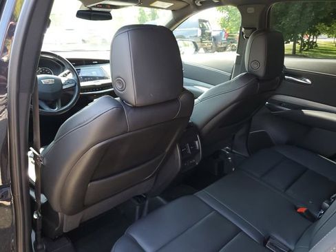 Used 2023 Cadillac XT4 Premium Luxury w/ Cold Weather Package FWD image 32