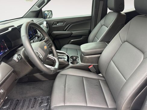 Used 2023 Chevrolet Colorado LT w/ LT Convenience Package III RWD image 23