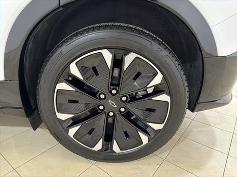 Used 2024 Chevrolet Blazer EV RS image 27