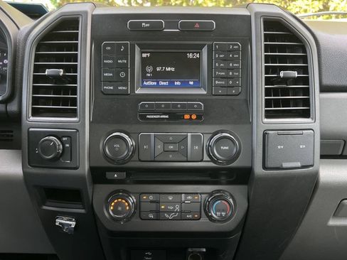 Used 2018 Ford F250 XL w/ Power Equipment Group RWD image 28