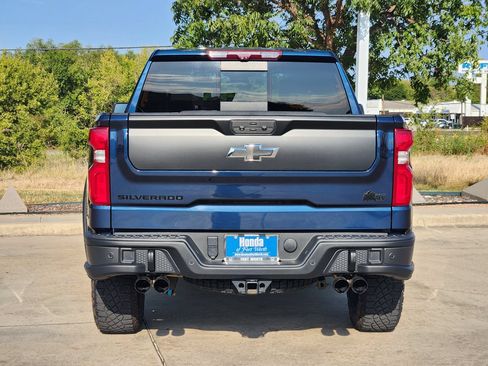Used 2023 Chevrolet Silverado 1500 ZR2 w/ ZR2 Bison Edition AWD/4WD image 6
