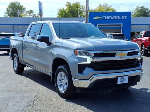 Used 2025 Chevrolet Silverado 1500 LT image 5