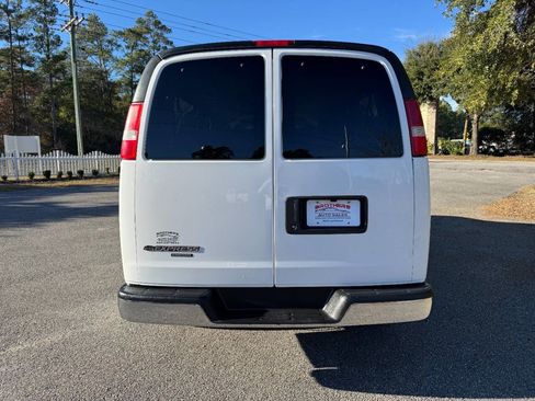 Used 2016 Chevrolet Express 3500 LT w/ LT Preferred Equipment Group image 32
