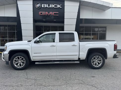 Used 2018 GMC Sierra 1500 SLT w/ SLT Premium Package image 2