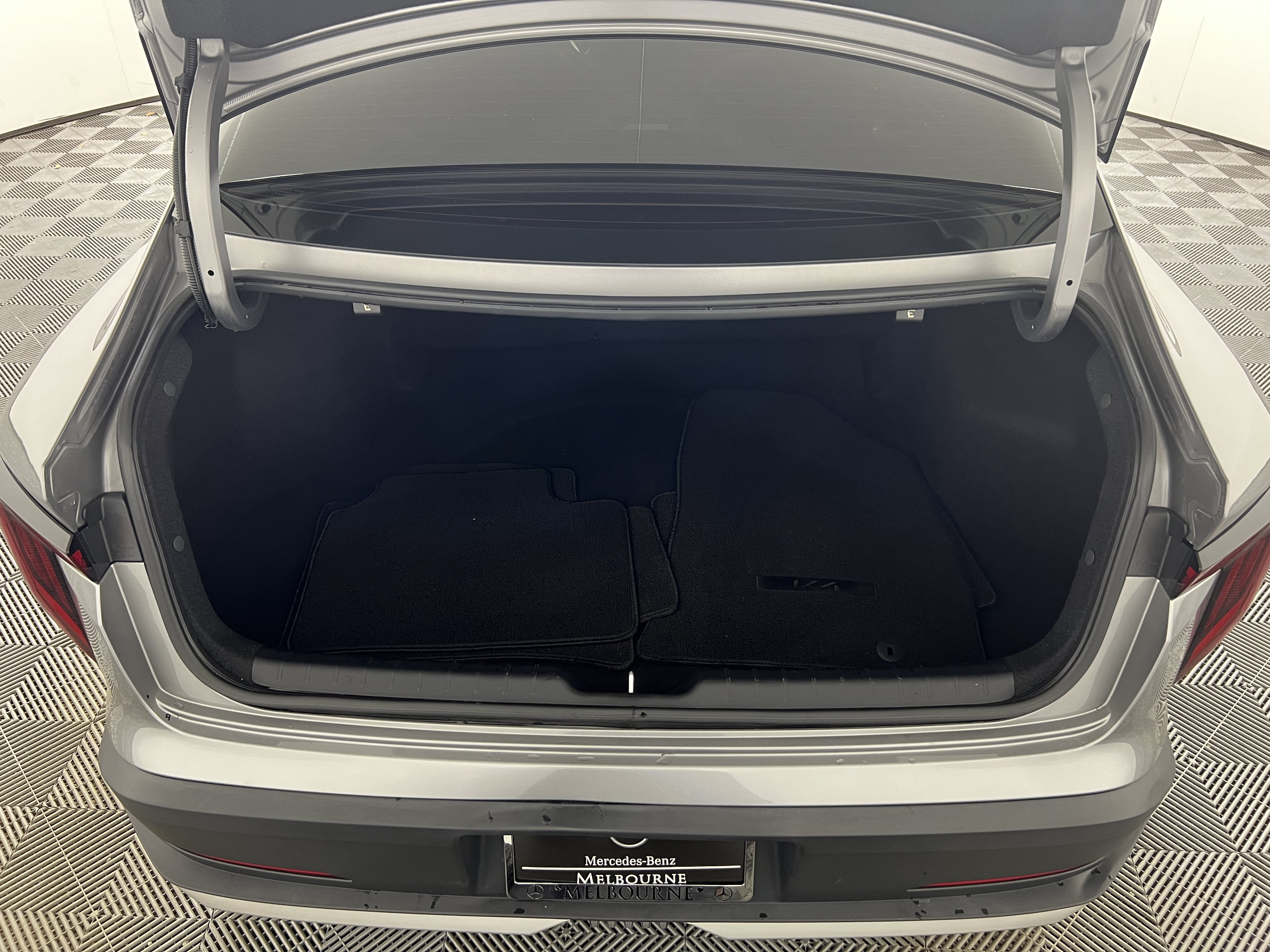 Used 2025 Kia K4 FWD image 19