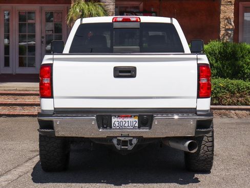 Used 2019 Chevrolet Silverado 2500 LTZ w/ Duramax Plus Package image 7