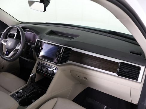 Used 2023 Volkswagen Atlas SE w/ Panoramic Sunroof Package AWD/4WD image 31