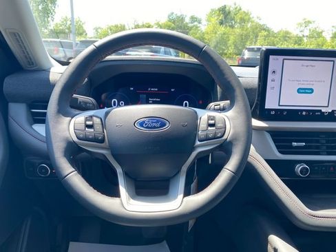 New 2026 Ford Explorer Active w/ Active Comfort Package AWD/4WD image 22