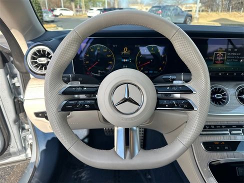 Used 2023 Mercedes-Benz E 450 E 450 image 23