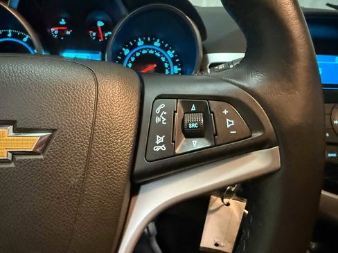 Used 2014 Chevrolet Cruze LT image 30