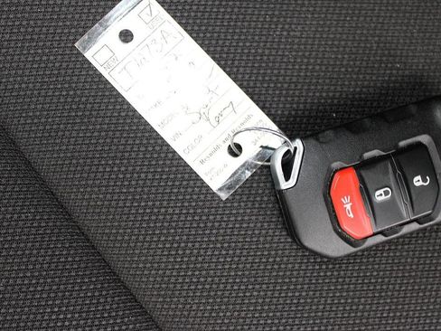 Used 2022 Jeep Wrangler Unlimited Sport image 36