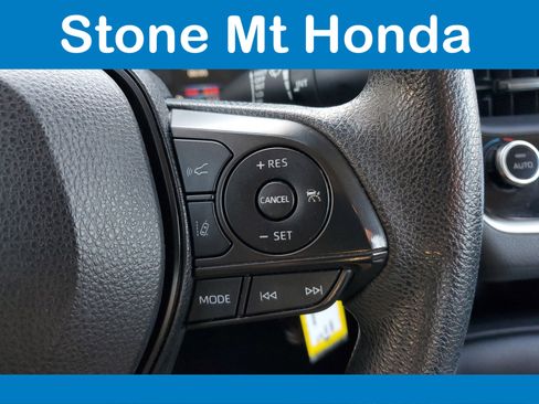 Used 2022 Toyota Corolla LE image 23