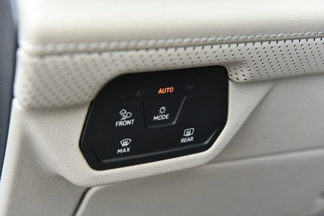 New 2026 Volkswagen Atlas SE FWD image 10