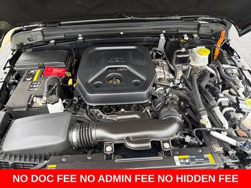 Used 2023 Jeep Wrangler Unlimited Sahara AWD/4WD image 24