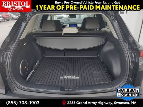 Used 2024 Toyota Corolla Cross XLE w/ Convenience Package AWD/4WD image 32