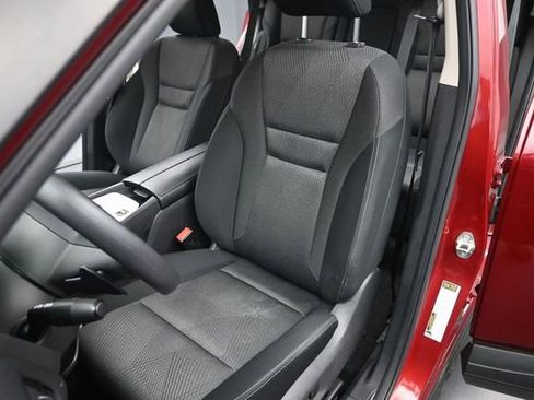 Used 2024 Nissan Rogue SV FWD image 11