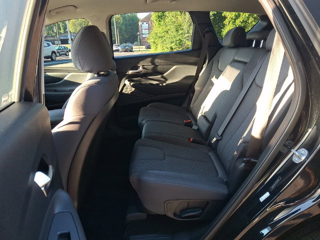 Used 2023 Hyundai Santa Fe SEL FWD image 10