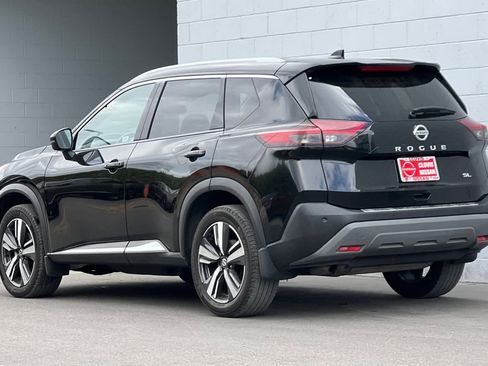 Used 2021 Nissan Rogue SL w/ Premium Package image 7