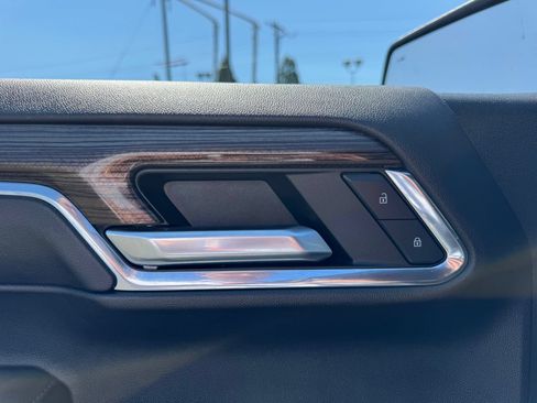 Used 2023 Chevrolet Silverado 1500 RST w/ Convenience Package II AWD/4WD image 63