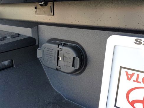 New 2026 Toyota Tundra Limited image 8