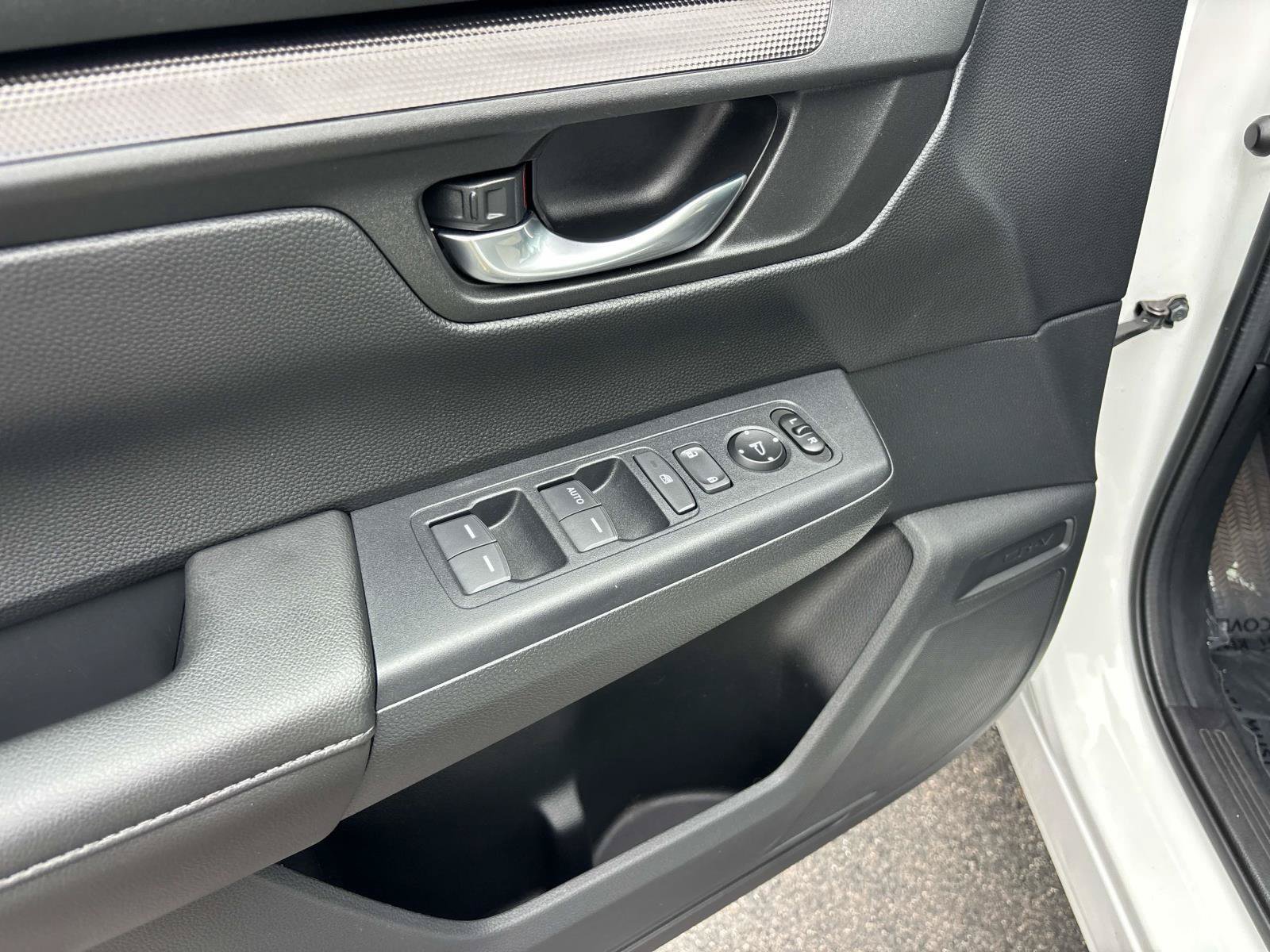 Certified 2025 Honda CR-V LX image 17