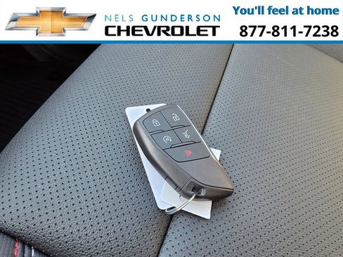 New 2026 Chevrolet Traverse Z71 w/ Enhanced Driving Package AWD/4WD image 34