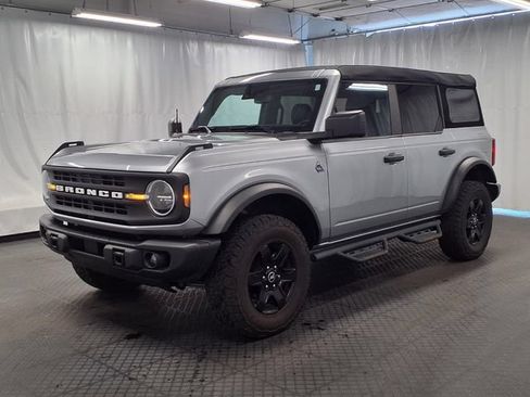 Used 2023 Ford Bronco Black Diamond AWD/4WD image 24