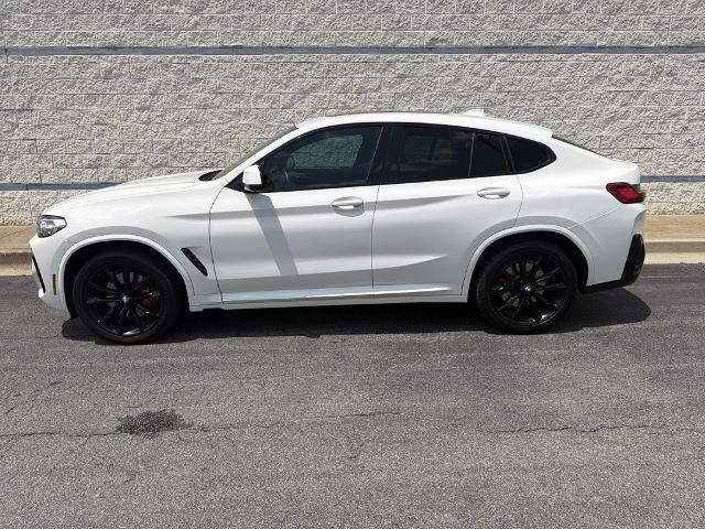 Used 2022 BMW X4 xDrive30i AWD/4WD image 4