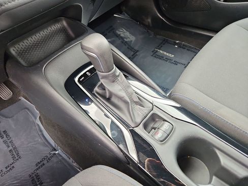 Used 2021 Toyota Corolla SE image 16