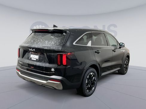 New 2026 Kia Sorento S image 5